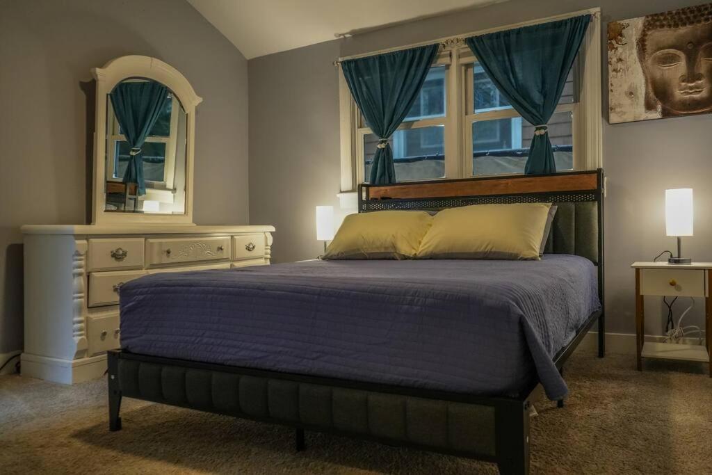 Villa Historic Coastal Haven- Pet Friendly Fast Wi-Fi Norfolk Esterno foto
