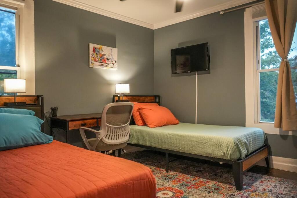 Villa Historic Coastal Haven- Pet Friendly Fast Wi-Fi Norfolk Esterno foto